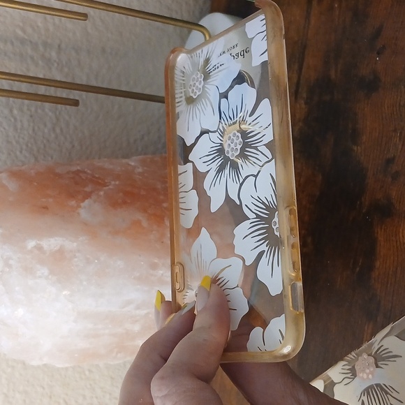 Kate Spade Floral iPhone Case For Iphone 7 - Picture 3 of 5
